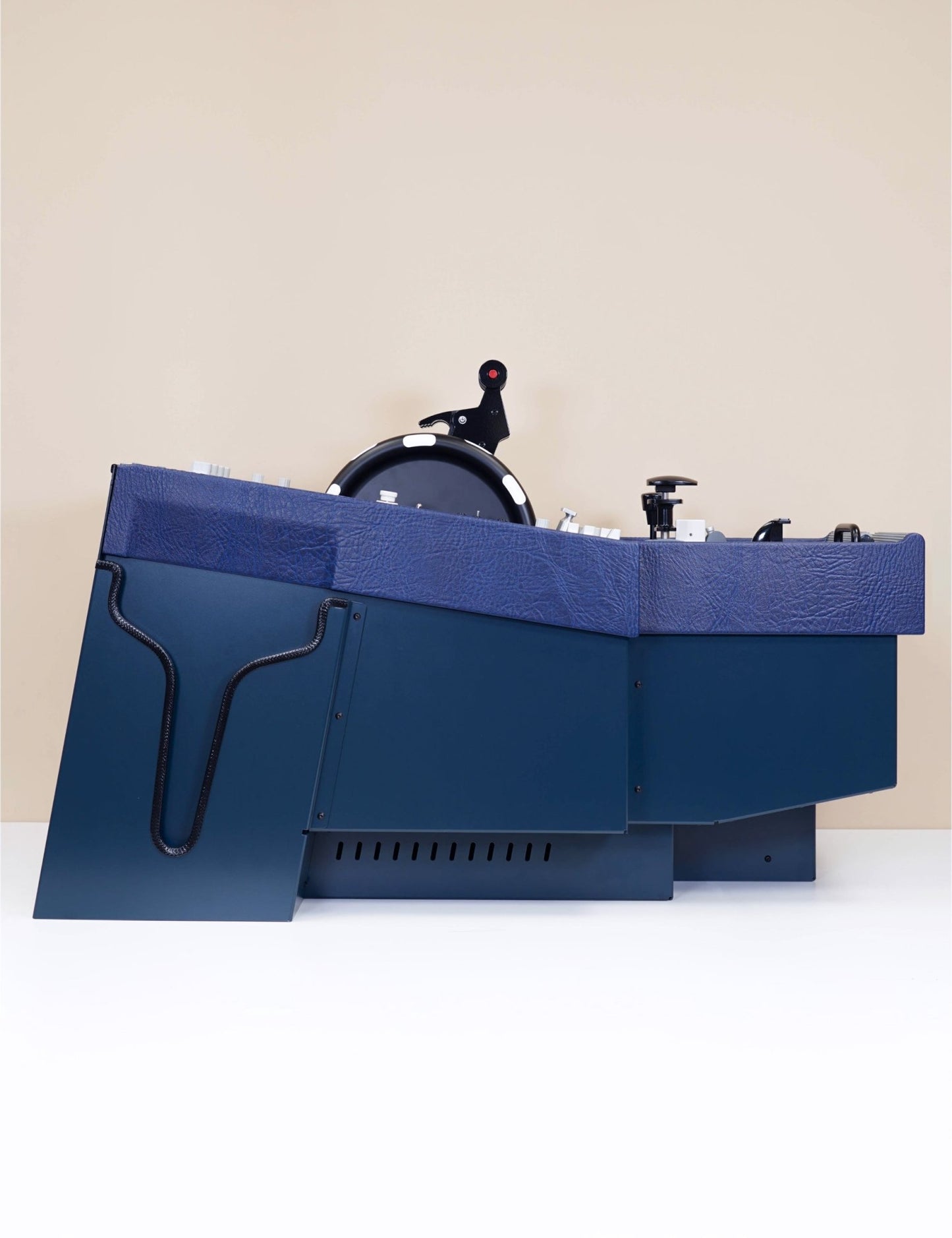 A32X - PROLine - Pedestal (P&P) - SKALARKI electronics Ltd