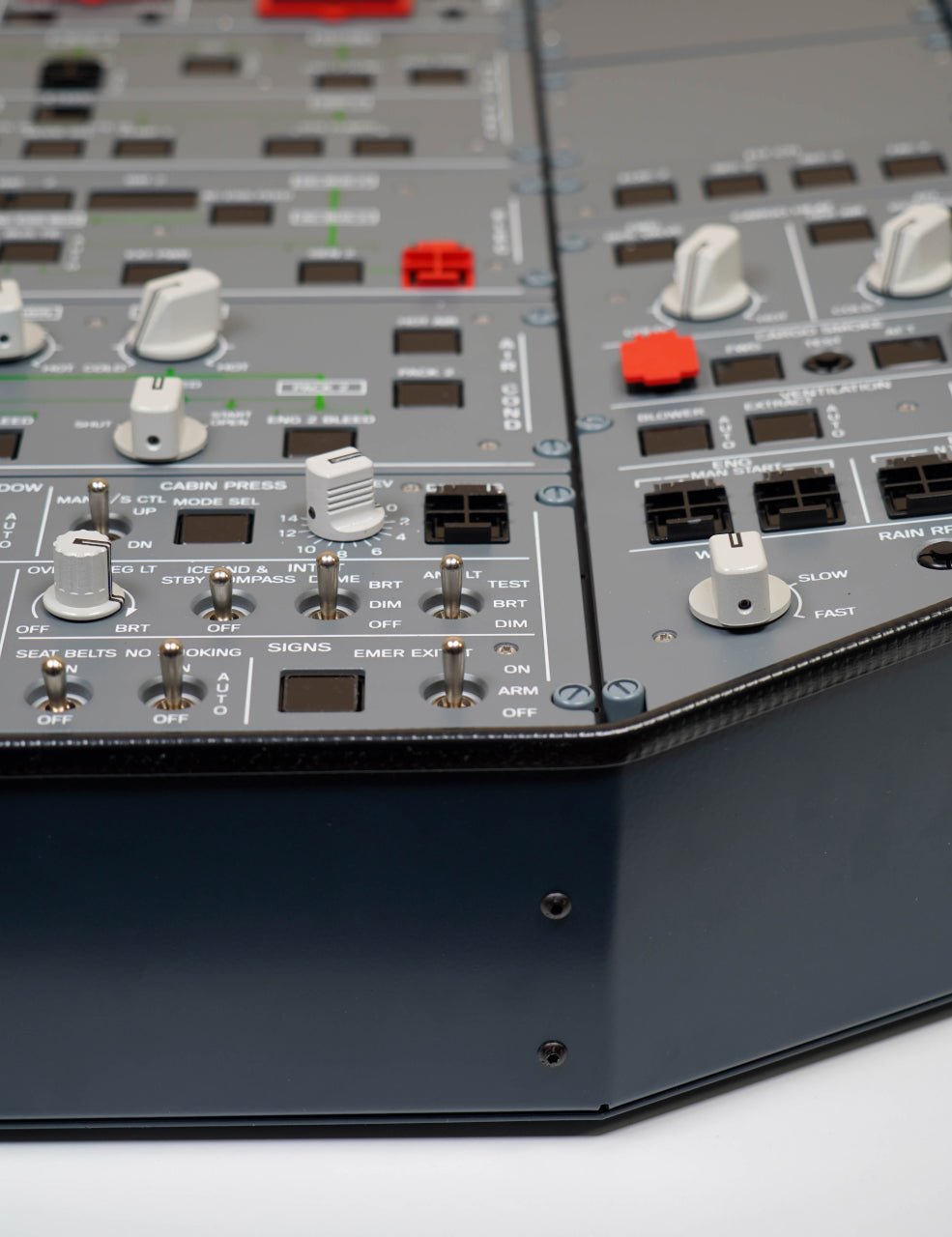 High-quality Airbus A320 forward overhead panel, SKALARKI Electronics HOMELine series for flight simulation