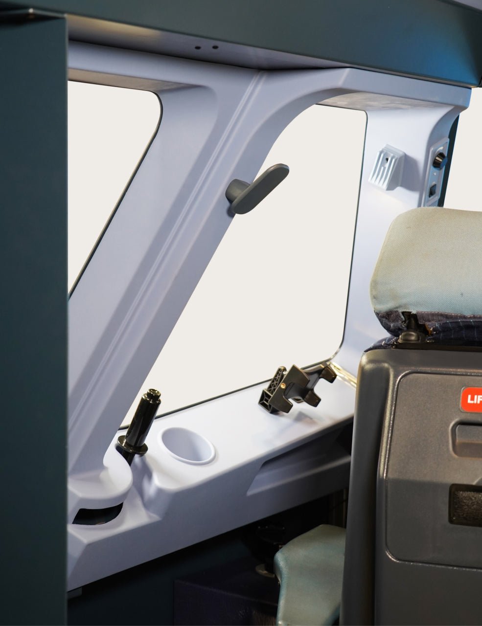 PROLine - Shell for Airbus A320 cockpit builders.– SKALARKI electronics Ltd